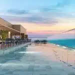 lazer rooftop com piscina em Salvador